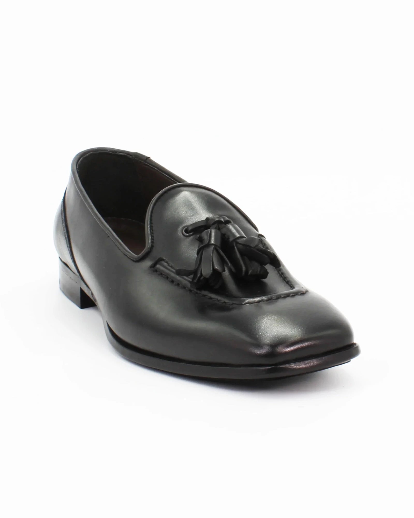 Shop Handmade Italian Leather moccasin in black (BRD10678) or browse our range of hand-made Italian shoes in leather or suede in-store at Aliverti Cape Town, or shop online. We deliver in South Africa & offer multiple payment plans as well as accept multiple safe & secure payment methods.