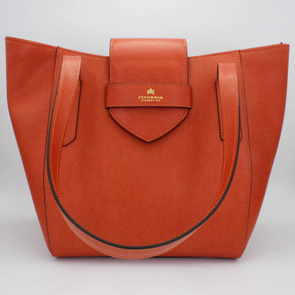 Shop Womens Italian-made Leather shopping bag in arancio (B000005933420) or browse our range of hand-made Italian handbags for women in-store at Aliverti Cape Town, or shop online.   We deliver in South Africa & offer multiple payment plans as well as accept multiple safe & secure payment methods.