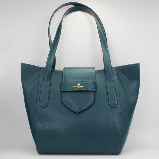 Shop Womens Italian-made Leather shopping bag in petrolio (B000005933420) or browse our range of hand-made Italian handbags for women in-store at Aliverti Cape Town, or shop online.   We deliver in South Africa & offer multiple payment plans as well as accept multiple safe & secure payment methods.