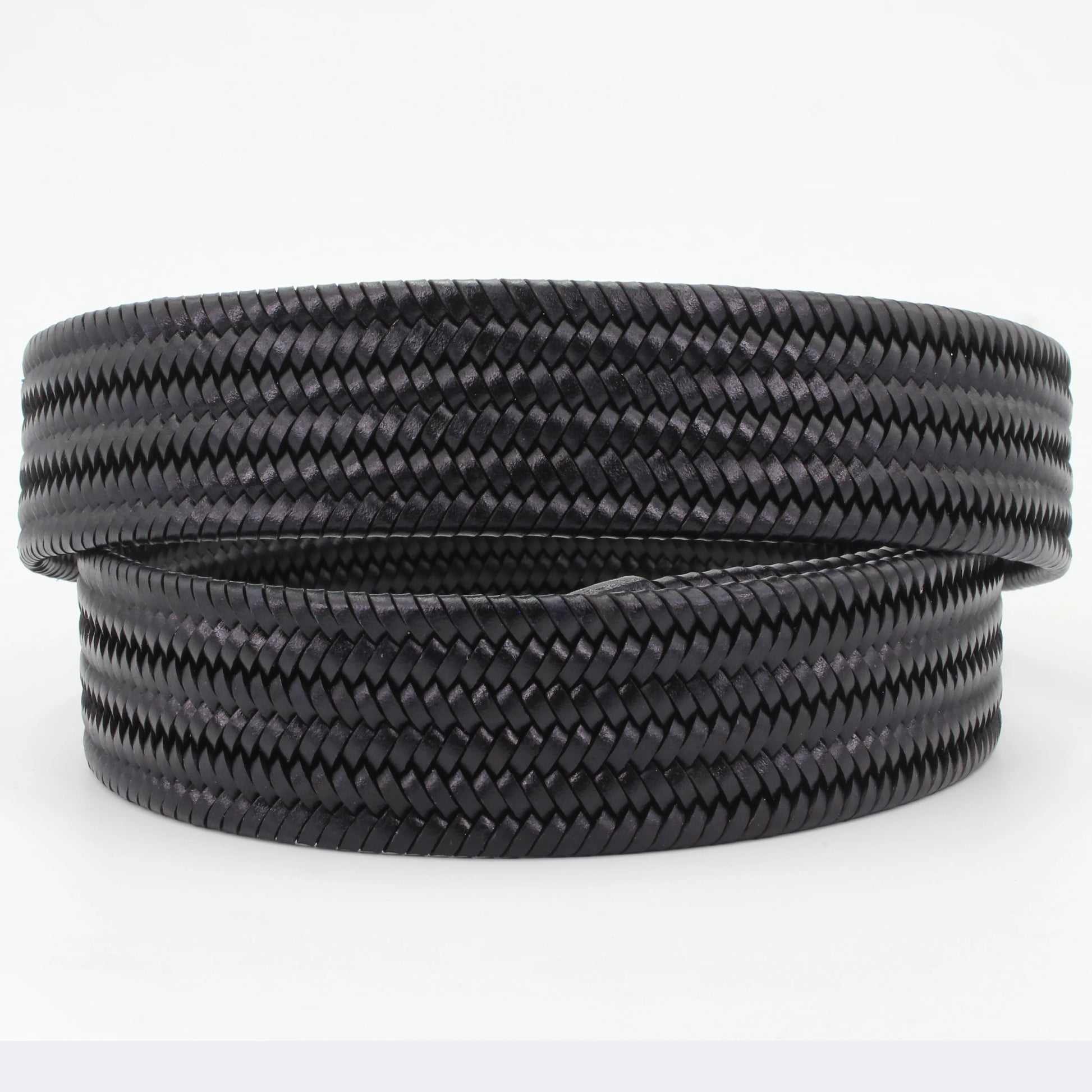 Shop our Italian-made Cuoieria Fiorentina woven leather belt in blu (C10DGEL00G000) or browse our range of Italian belts for men & women in-store at Aliverti Cape Town, or shop online.   We deliver in South Africa & offer multiple payment plans as well as accept multiple safe & secure payment methods.