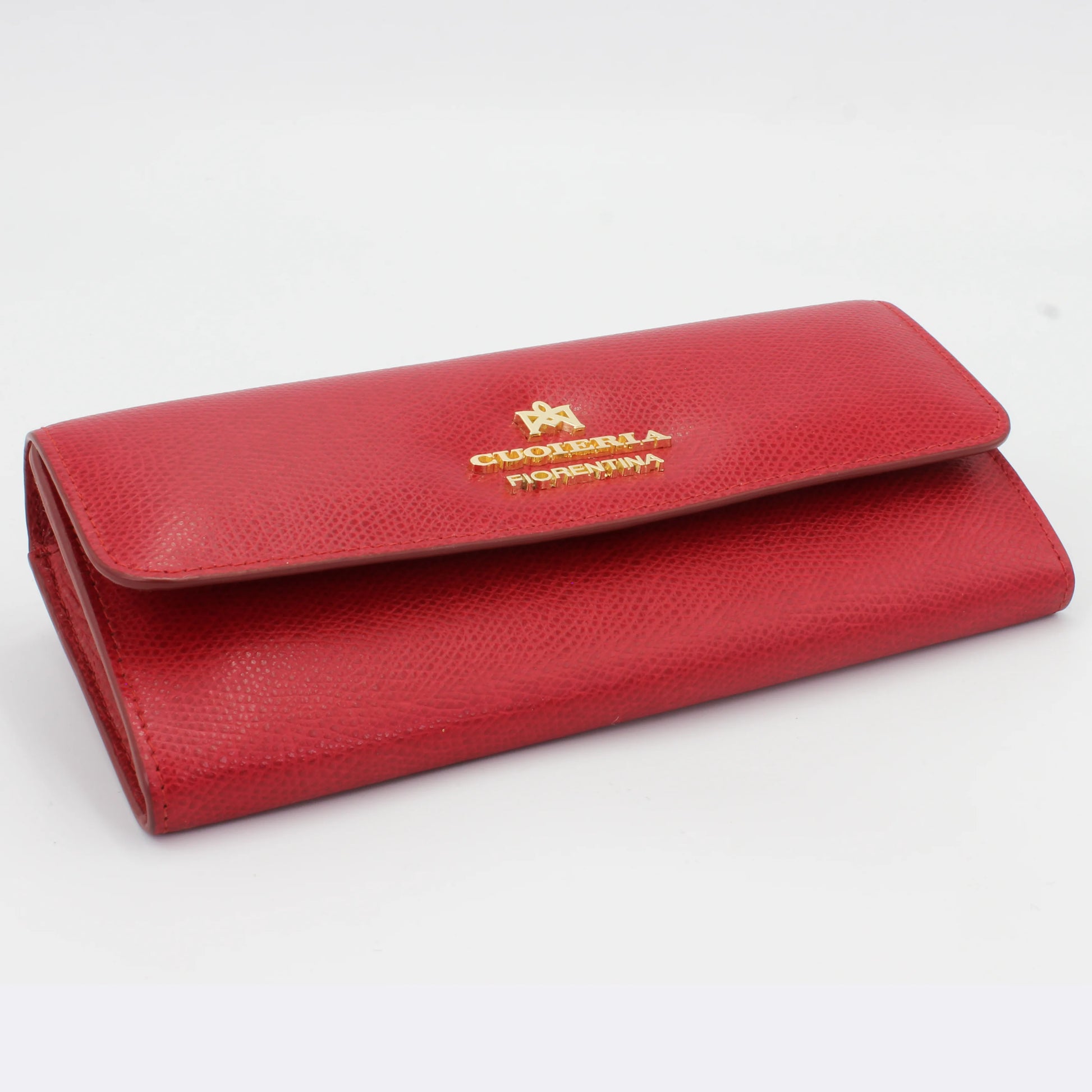 Shop our Italian-made Cuoieria Fiorentina Italian leather purse in rubino (P0000D1003420) or browse our range of Italian wallets and purses for men & women in-store at Aliverti Cape Town, or shop online.   We deliver in South Africa & offer multiple payment plans as well as accept multiple safe & secure payment methods.