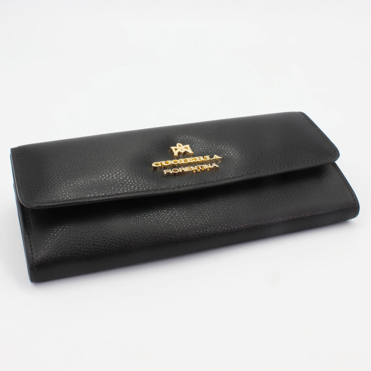 Shop our Italian-made Cuoieria Fiorentina Italian leather purse in nero (P0000D1003420) or browse our range of Italian wallets and purses for men & women in-store at Aliverti Cape Town, or shop online.   We deliver in South Africa & offer multiple payment plans as well as accept multiple safe & secure payment methods.