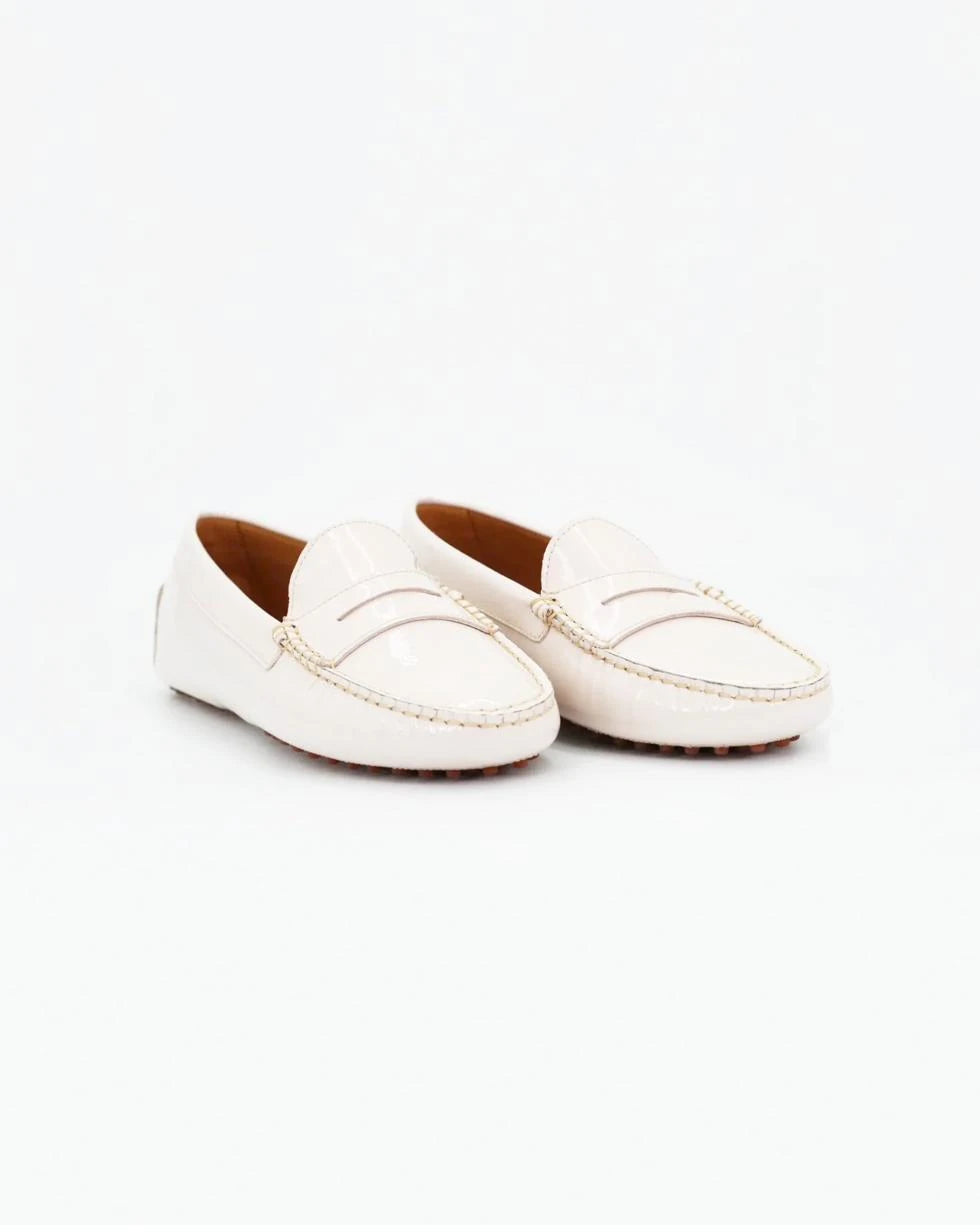 Shop Handmade Italian Leather moccasin in nude (COND040002) or browse our range of hand-made Italian shoes in leather or suede in-store at Aliverti Cape Town, or shop online. We deliver in South Africa & offer multiple payment plans as well as accept multiple safe & secure payment methods.
