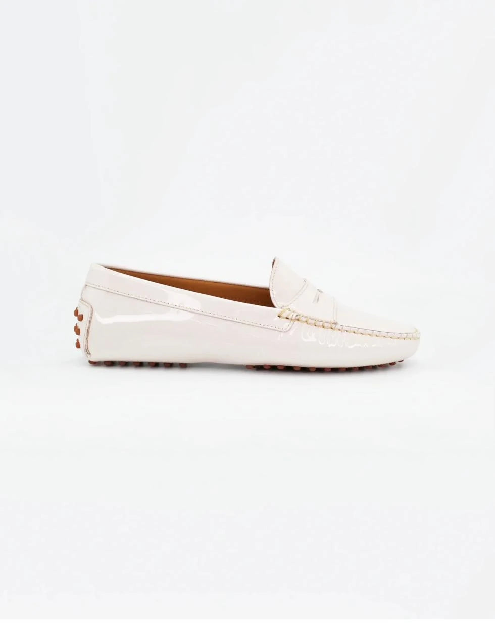 Shop Handmade Italian Leather moccasin in nude (COND040002) or browse our range of hand-made Italian shoes in leather or suede in-store at Aliverti Cape Town, or shop online. We deliver in South Africa & offer multiple payment plans as well as accept multiple safe & secure payment methods.