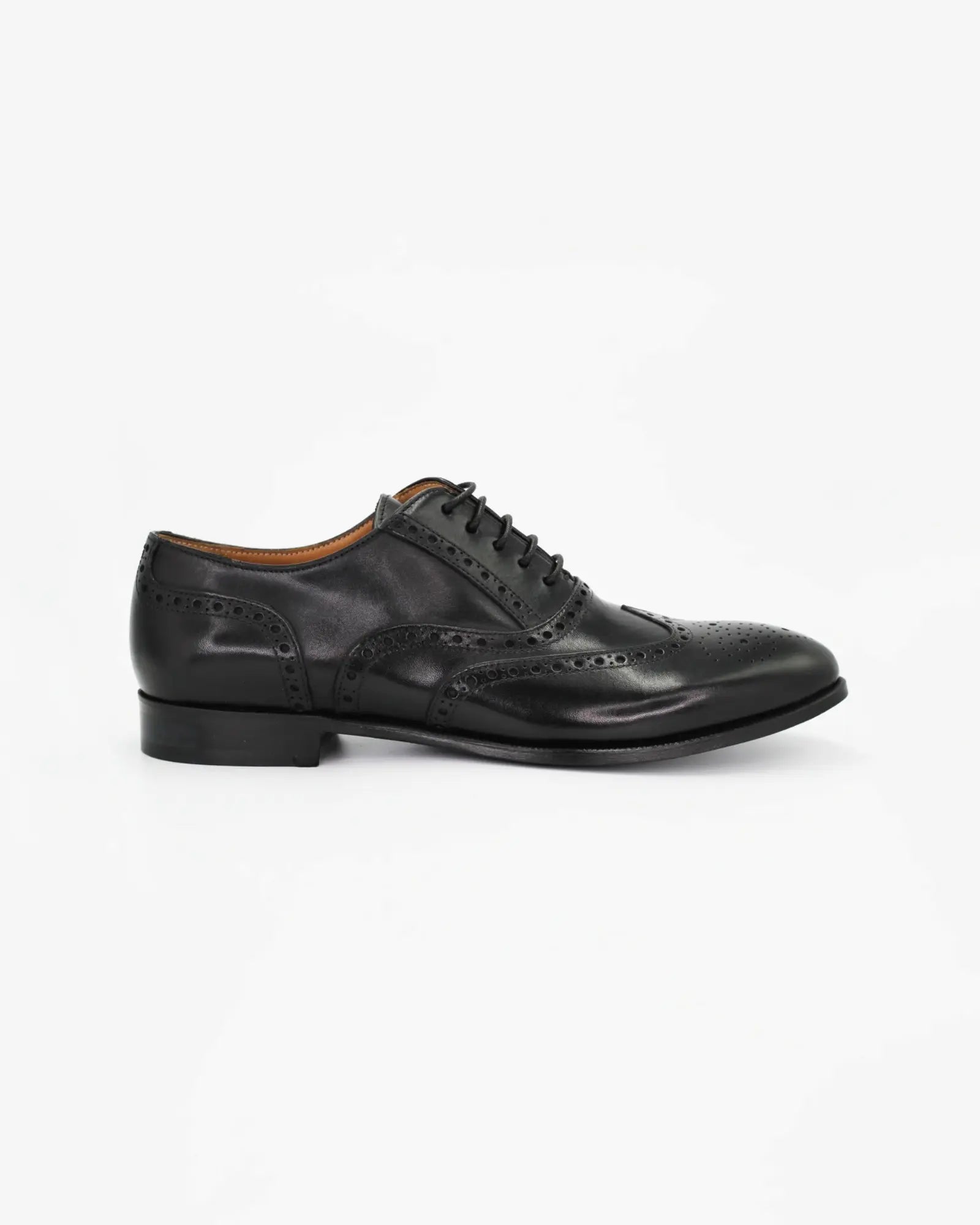 Shop Handmade Italian Leather derby brogue in nero (BRU11911) or browse our range of hand-made Italian shoes in leather or suede in-store at Aliverti Cape Town, or shop online. We deliver in South Africa & offer multiple payment plans as well as accept multiple safe & secure payment methods.