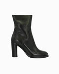 Shop Handmade Italian Leather heeled boot in nero (GC8553) or browse our range of hand-made Italian shoes in leather or suede in-store at Aliverti Cape Town, or shop online. We deliver in South Africa & offer multiple payment plans as well as accept multiple safe & secure payment methods.