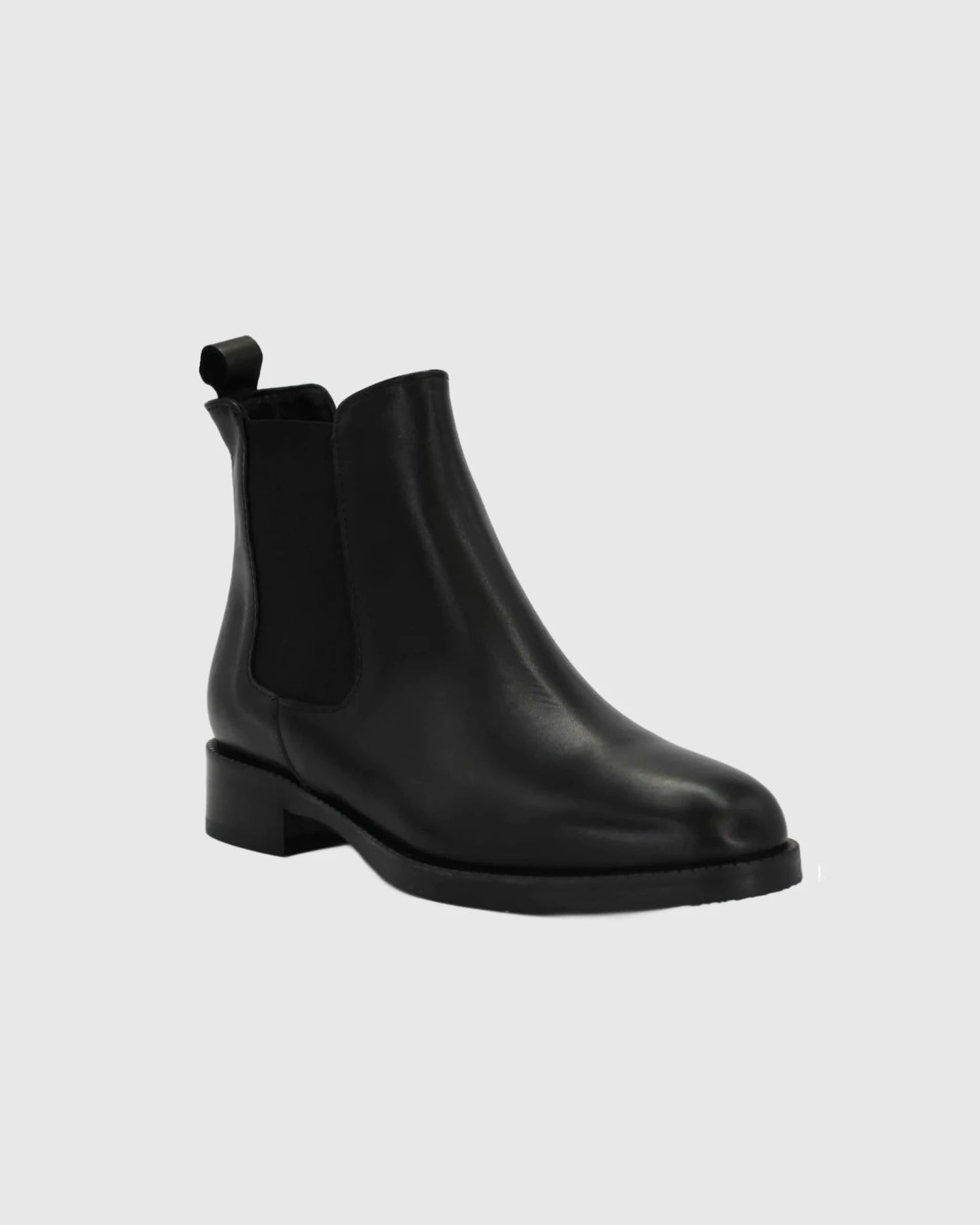Shop Handmade Italian Leather chelsea boot in nero (GC2030) or browse our range of hand-made Italian shoes in leather or suede in-store at Aliverti Cape Town, or shop online. We deliver in South Africa & offer multiple payment plans as well as accept multiple safe & secure payment methods.