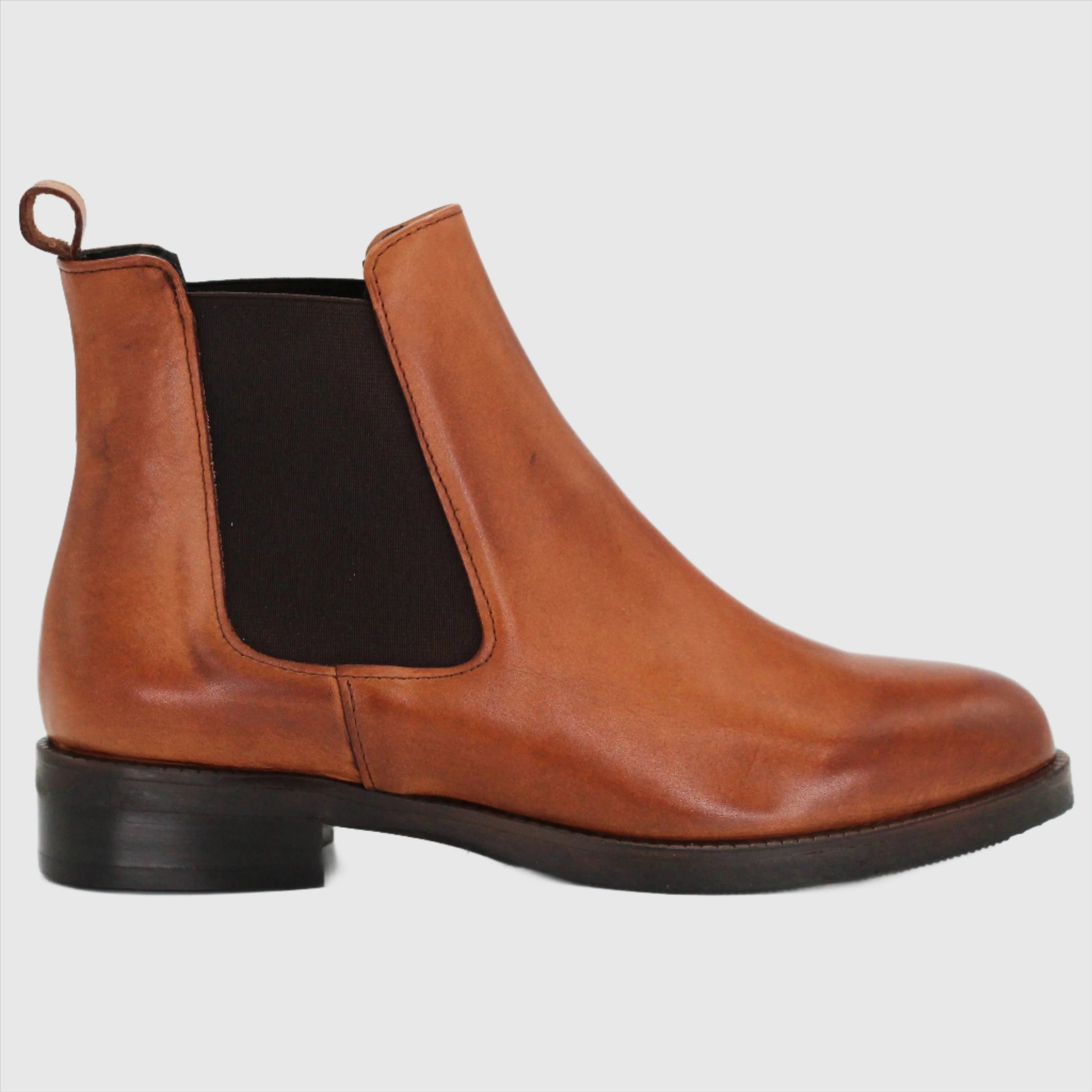 Handmade Italian leather chelsea boot in cuoio women Aliverti