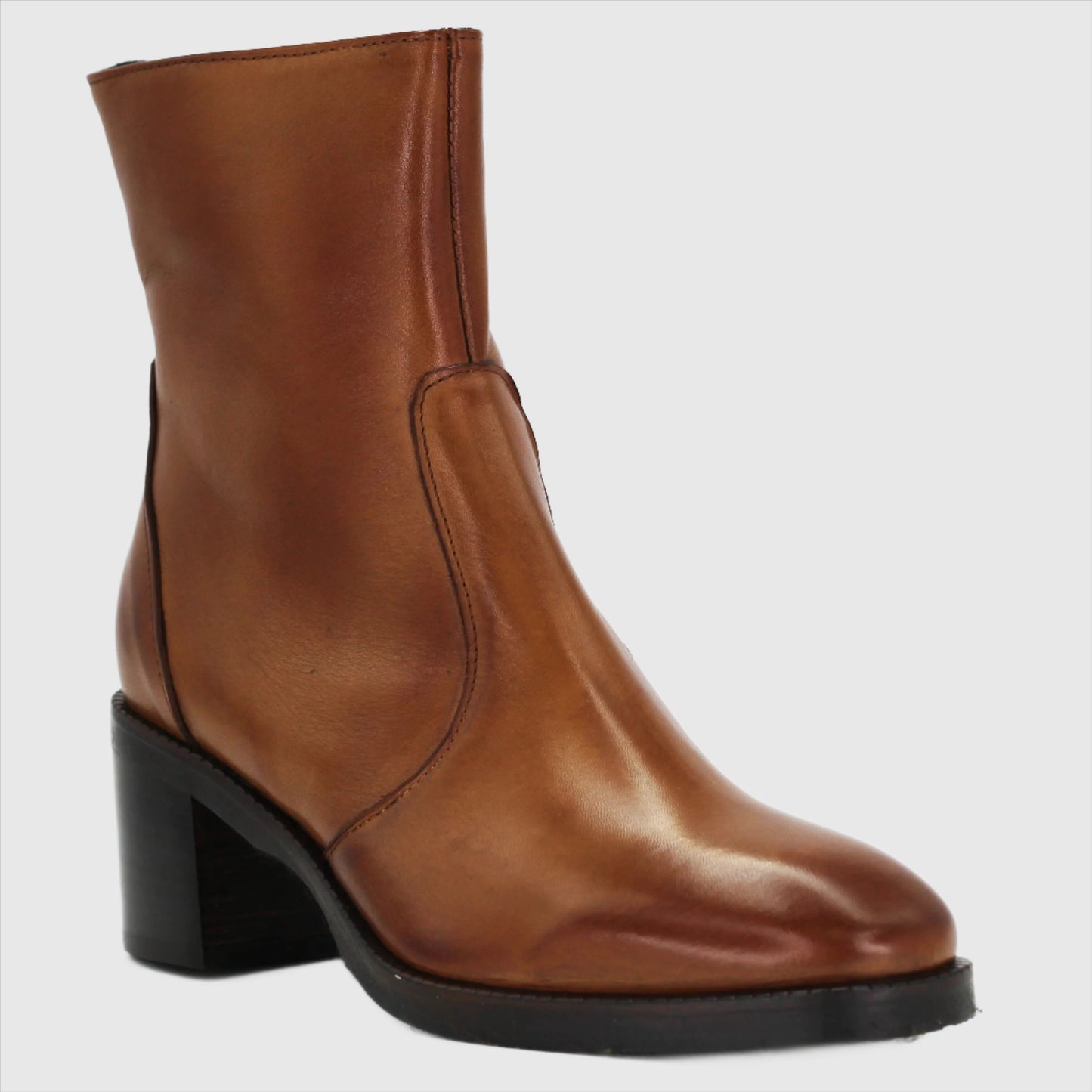 Shop Handmade Italian Leather heeled boot in tabacco (GC2411) or browse our range of hand-made Italian shoes in leather or suede in-store at Aliverti Cape Town, or shop online. We deliver in South Africa & offer multiple payment plans as well as accept multiple safe & secure payment methods.