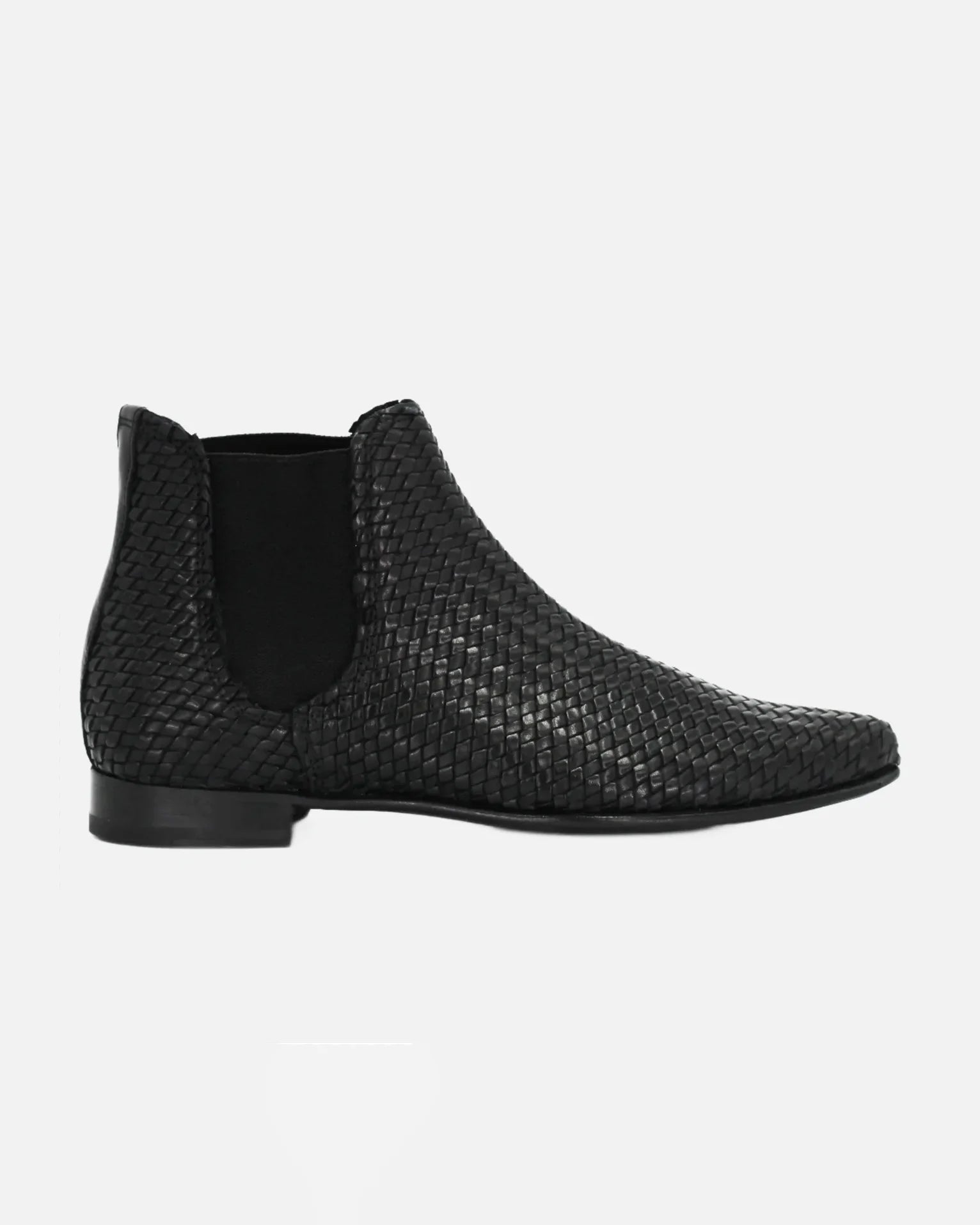 Shop Handmade Italian Leather Hand Woven Chelsea Boot in Nero (BRD1999) or browse our range of hand-made Italian shoes in leather or suede in-store at Aliverti Cape Town, or shop online. We deliver in South Africa & offer multiple payment plans as well as accept multiple safe & secure payment methods.