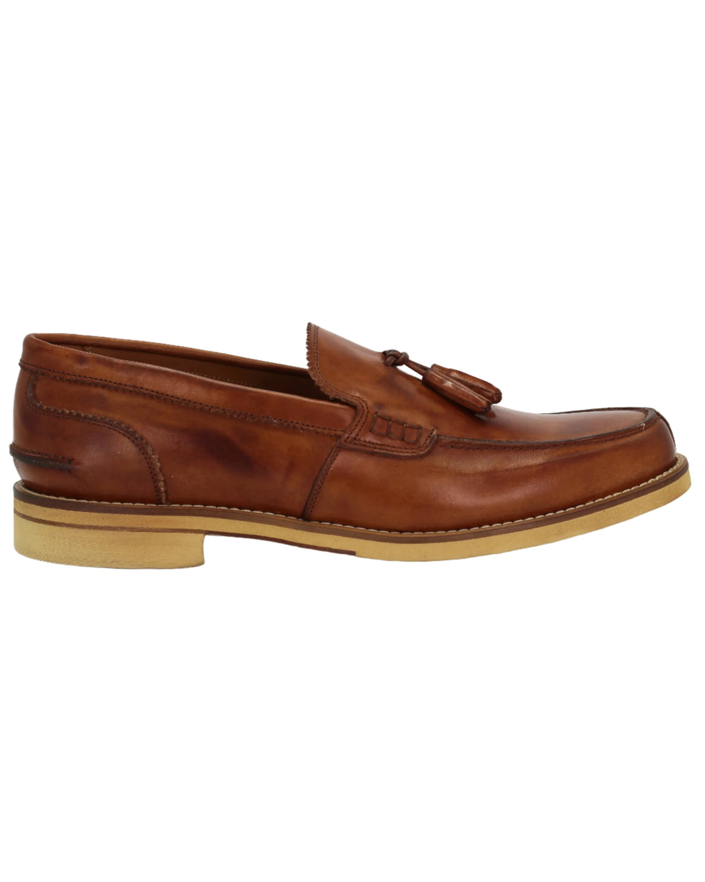 Shop Handmade Italian Leather Moccasin with Tassel in Cuoio (GRD302/B) or browse our range of hand-made Italian shoes in leather or suede in-store at Aliverti Cape Town, or shop online. We deliver in South Africa & offer multiple payment plans as well as accept multiple safe & secure payment methods.
