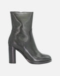 Shop Handmade Italian Leather heeled boot in jade (GC8553) or browse our range of hand-made Italian shoes in leather or suede in-store at Aliverti Cape Town, or shop online. We deliver in South Africa & offer multiple payment plans as well as accept multiple safe & secure payment methods.