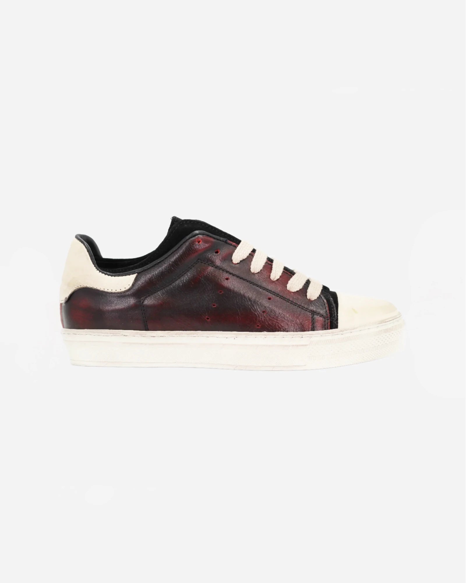 Shop Handmade Italian Leather Sneaker in Brick (GRD700/1) or browse our range of hand-made Italian shoes in leather or suede in-store at Aliverti Cape Town, or shop online. We deliver in South Africa & offer multiple payment plans as well as accept multiple safe & secure payment methods.