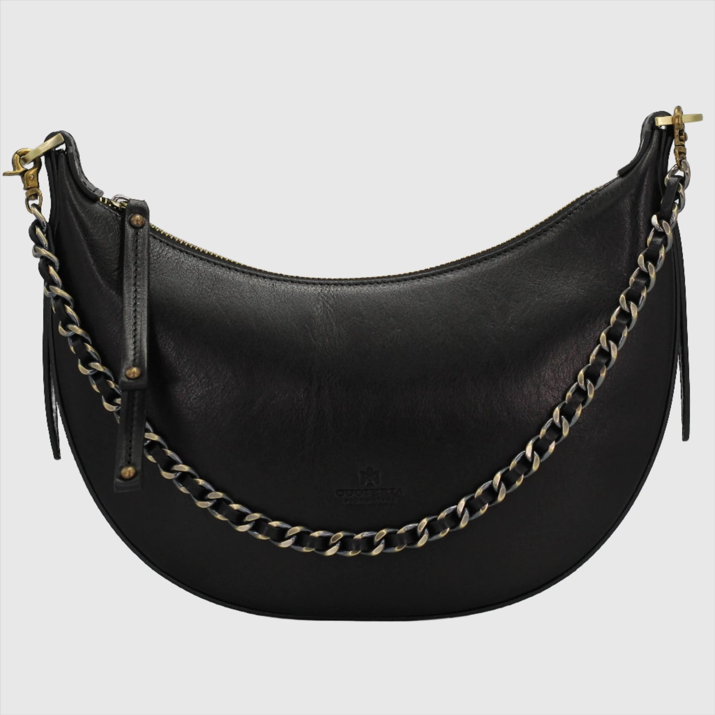 Shop Women's Italian-made Leather Eva small hobo in nero (B000005825420) or browse our range of hand-made Italian handbags for women in-store at Aliverti Cape Town, or shop online.   We deliver in South Africa & offer multiple payment plans as well as accept multiple safe & secure payment methods.