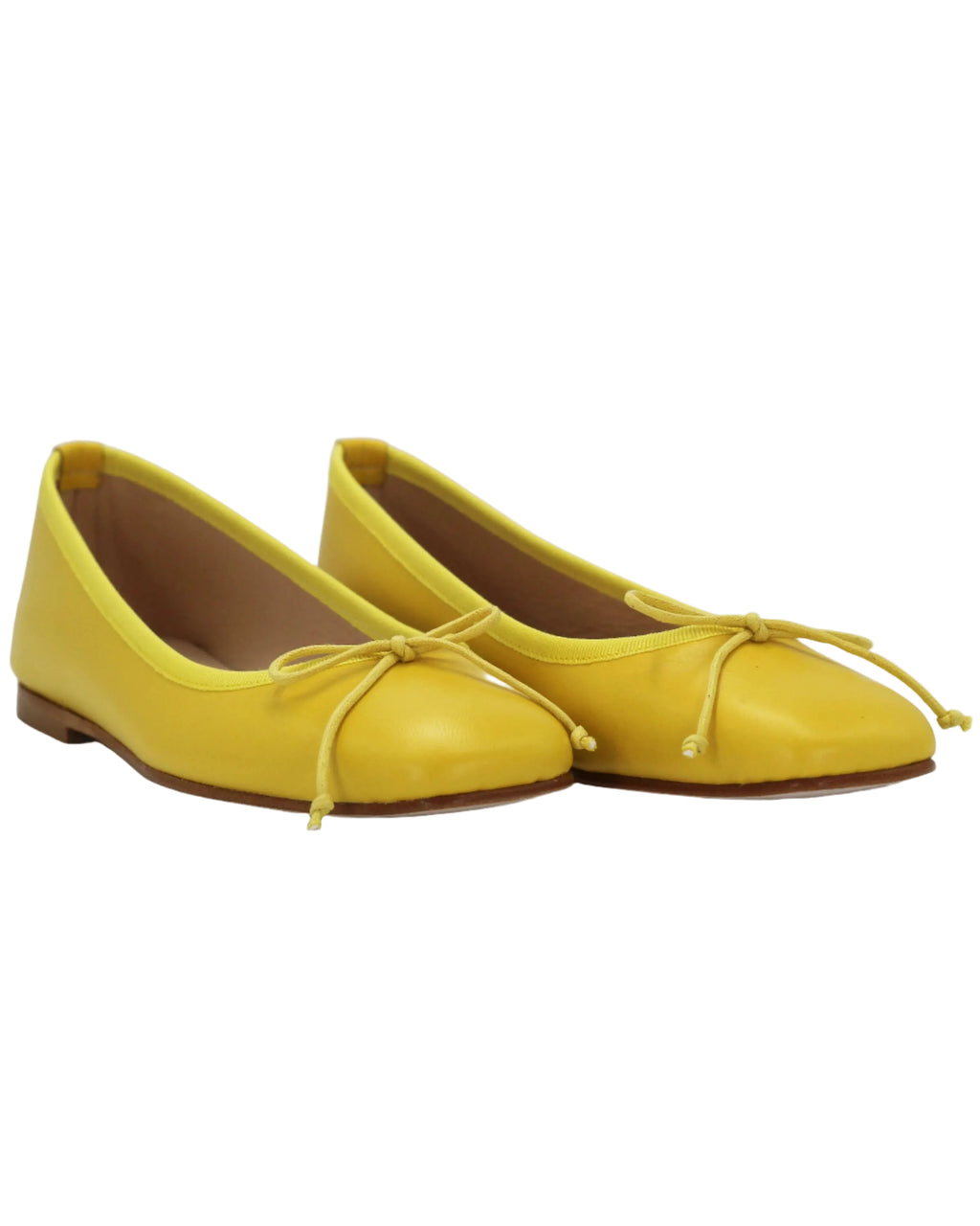 Shop Handmade Italian Leather Women's Ballerina Pump in Giallo (ESE485) or browse our range of hand-made Italian shoes in leather or suede in-store at Aliverti Cape Town, or shop online. We deliver in South Africa & offer multiple payment plans as well as accept multiple safe & secure payment methods.