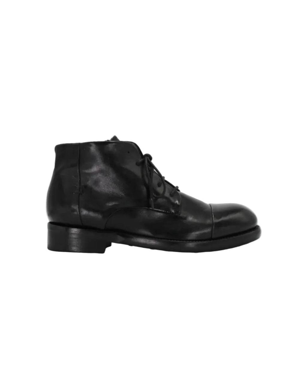 Shop Handmade Italian Leather Men's Lace-Up Ankle Boot in Nero (JPU36526/9) or browse our range of hand-made Italian shoes in leather or suede in-store at Aliverti Cape Town, or shop online. We deliver in South Africa & offer multiple payment plans as well as accept multiple safe & secure payment methods.