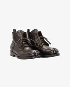 Shop Handmade Italian Leather Men's Lace-Up Ankle Boot in Testa Di Moro (JPU36526/32) or browse our range of hand-made Italian shoes in leather or suede in-store at Aliverti Cape Town, or shop online. We deliver in South Africa & offer multiple payment plans as well as accept multiple safe & secure payment methods.