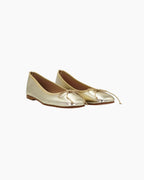 Shop Handmade Italian Leather Women's Ballerina Pump in Platinum (ESE485) or browse our range of hand-made Italian shoes in leather or suede in-store at Aliverti Cape Town, or shop online. We deliver in South Africa & offer multiple payment plans as well as accept multiple safe & secure payment methods.
