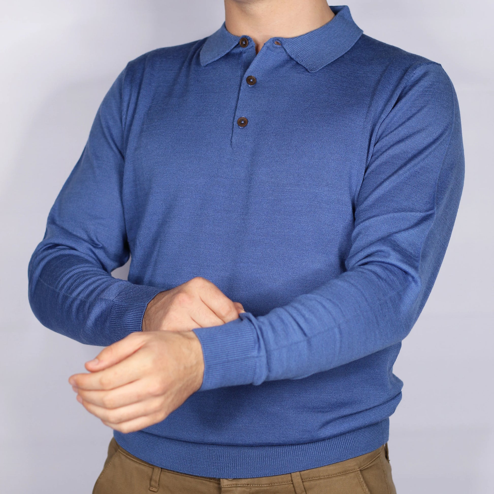 Shop Fusaro Antonio men's long sleeve Italian polo in avion blu (MA23047) or browse our range of men's Italian clothing and shoes in leather in-store at Aliverti Cape Town, or shop online. We deliver in South Africa & offer multiple payment plans as well as accept multiple safe & secure payment methods.