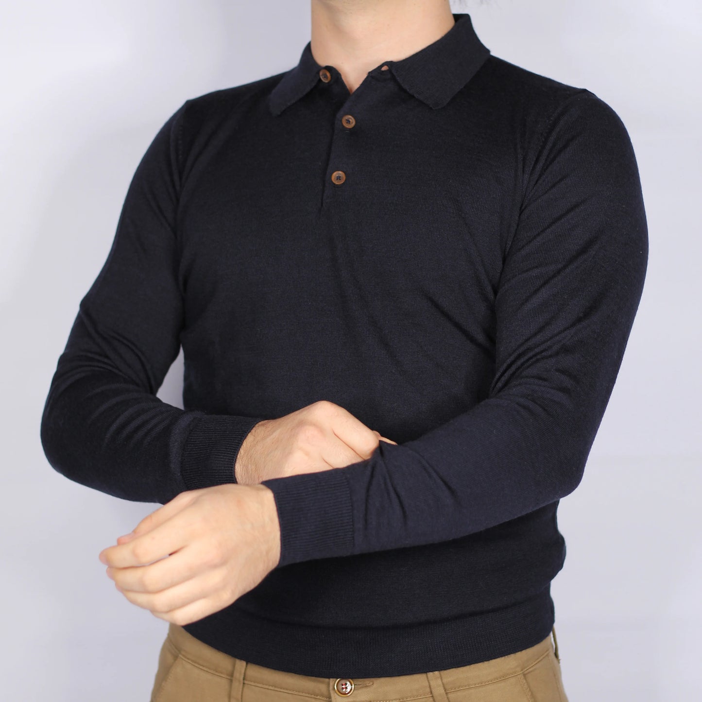 Shop Fusaro Antonio men's long sleeve Italian polo in navy (MA23073) or browse our range of men's Italian clothing and shoes in leather in-store at Aliverti Cape Town, or shop online. We deliver in South Africa & offer multiple payment plans as well as accept multiple safe & secure payment methods.