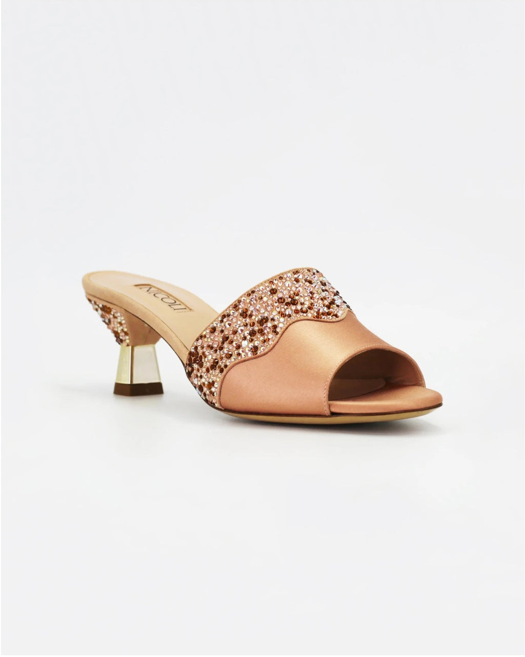 Shop Handmade Italian Leather Women's kitten heel (ELHAIMA) or browse our range of hand-made Italian shoes in leather or suede in-store at Aliverti Cape Town, or shop online. We deliver in South Africa & offer multiple payment plans as well as accept multiple safe & secure payment methods.