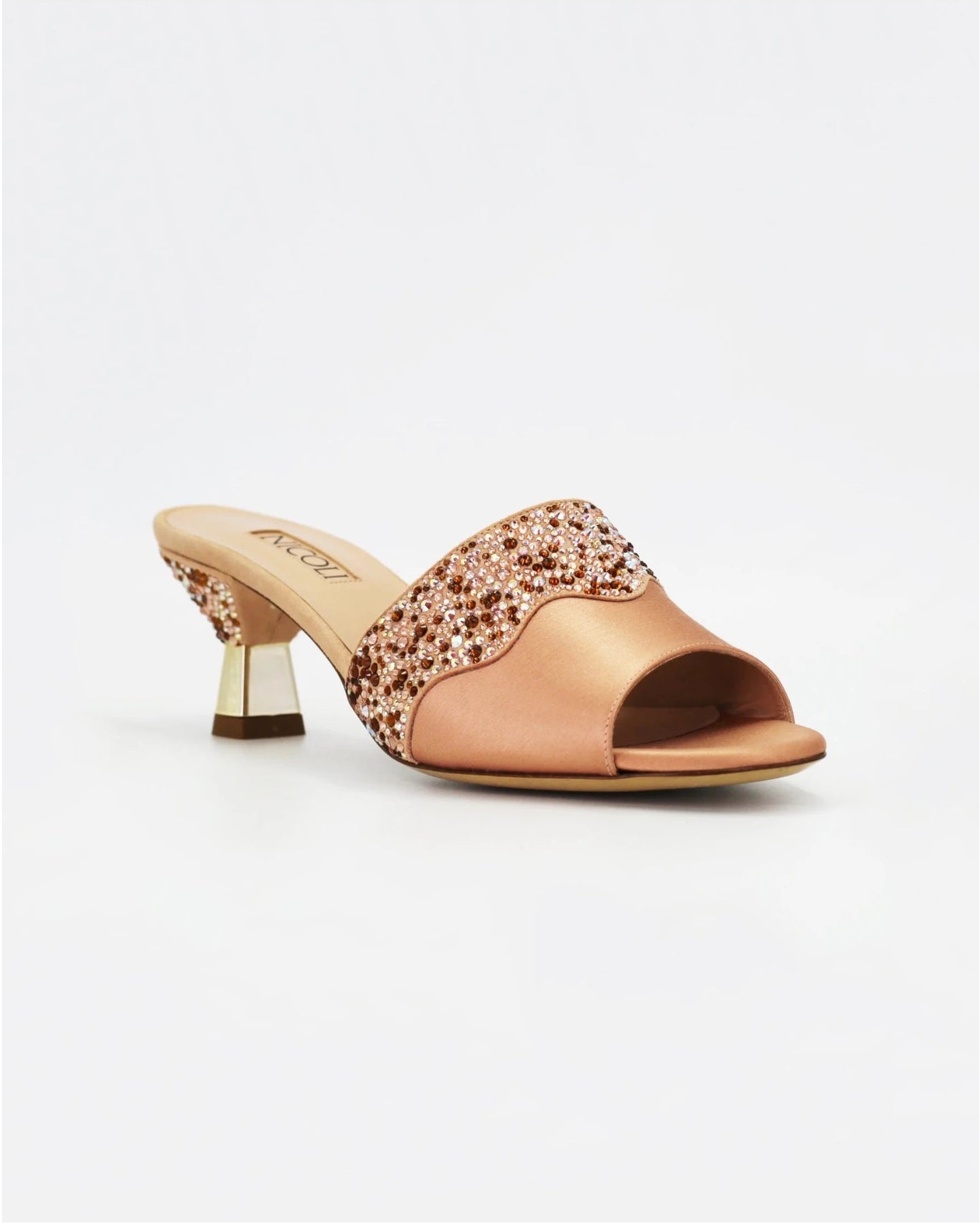 Shop Handmade Italian Leather Women's kitten heel (ELHAIMA) or browse our range of hand-made Italian shoes in leather or suede in-store at Aliverti Cape Town, or shop online. We deliver in South Africa & offer multiple payment plans as well as accept multiple safe & secure payment methods.