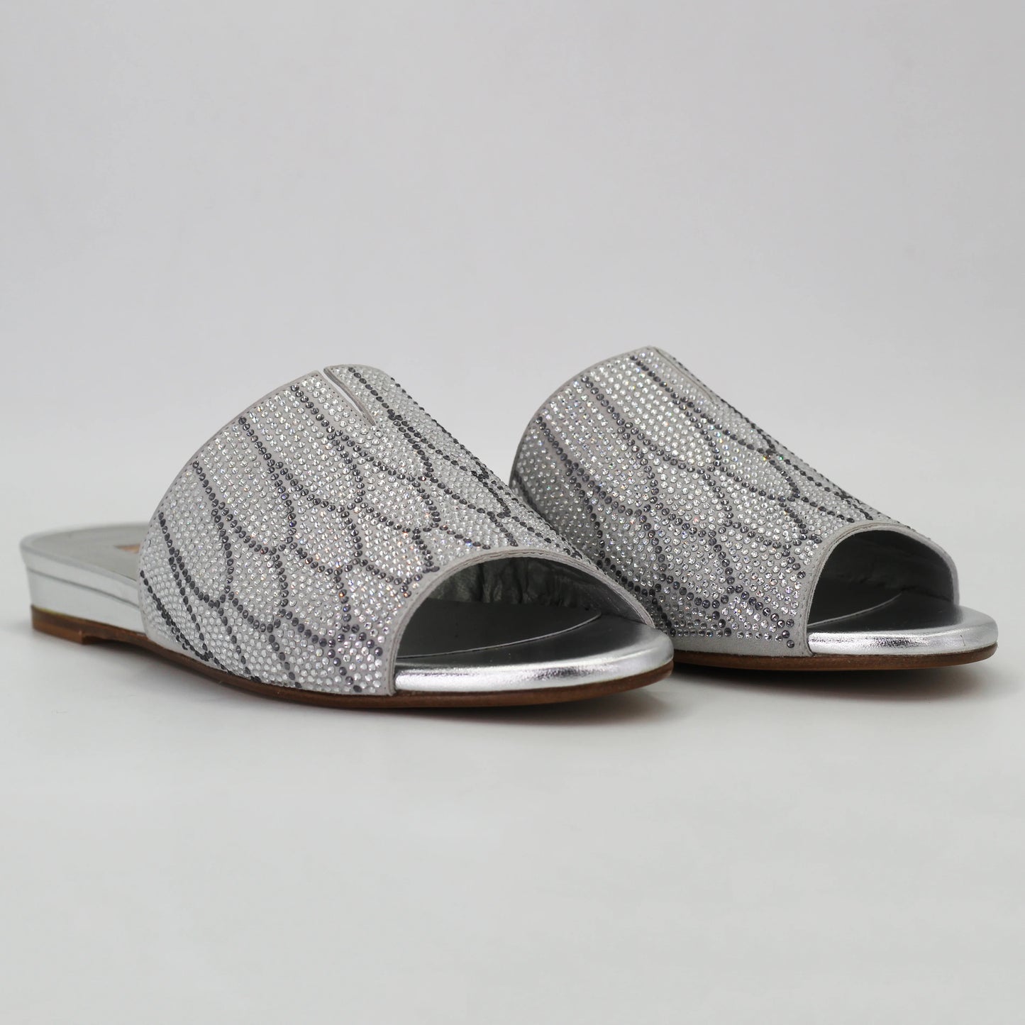 Shop Handmade Italian Leather Women's bedazzled wide strap sandal (ELLAYLA) or browse our range of hand-made Italian shoes in leather or suede in-store at Aliverti Cape Town, or shop online. We deliver in South Africa & offer multiple payment plans as well as accept multiple safe & secure payment methods.