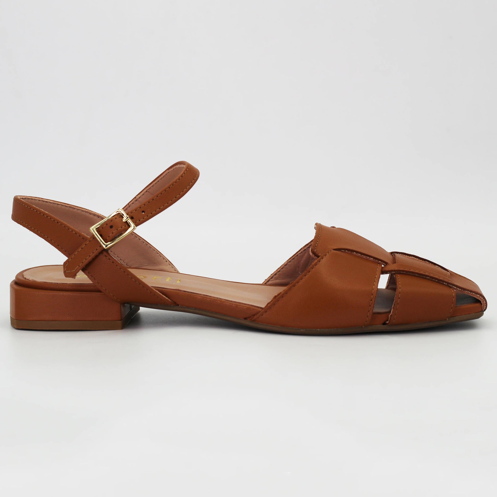 Shop Handmade Italian Leather Women's woven sandal (36G) or browse our range of hand-made Italian shoes in leather or suede in-store at Aliverti Cape Town, or shop online. We deliver in South Africa & offer multiple payment plans as well as accept multiple safe & secure payment methods.