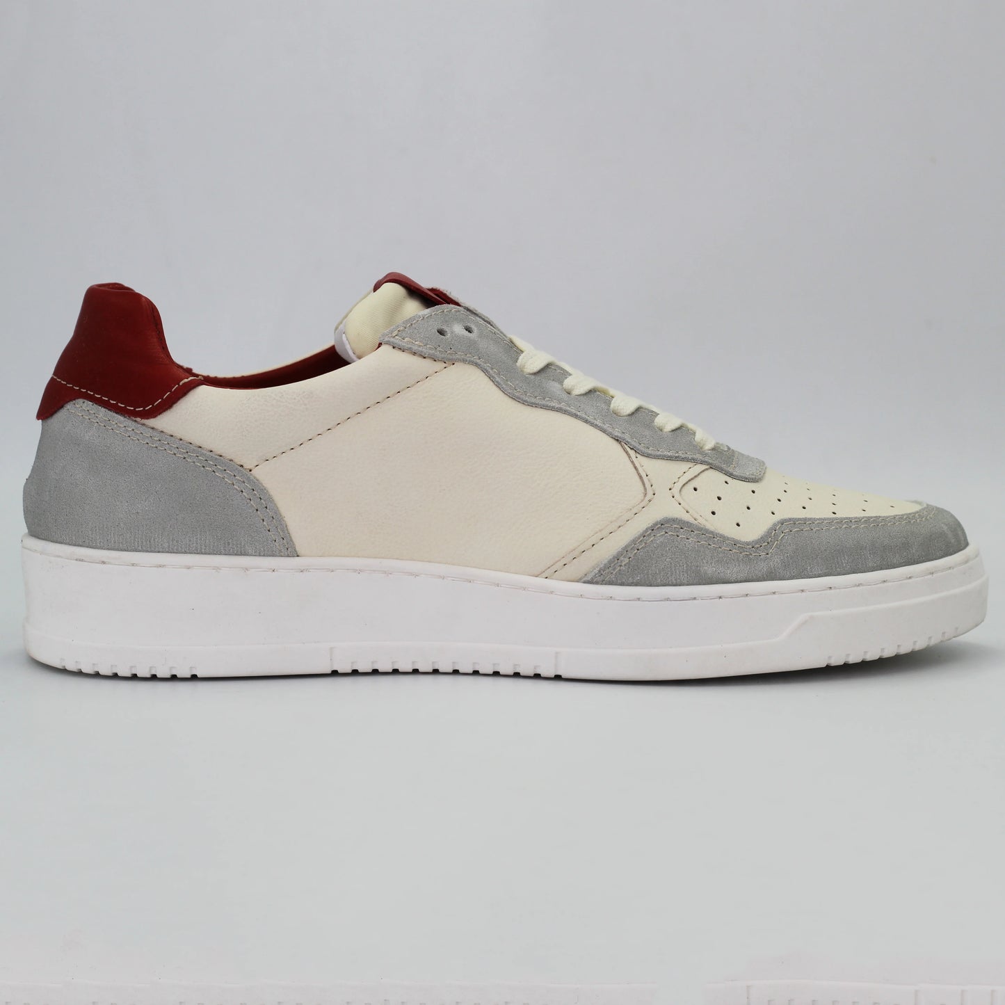 Shop Handmade Italian Leather Men's sneaker (07 Force) or browse our range of hand-made Italian shoes in leather or suede in-store at Aliverti Cape Town, or shop online. We deliver in South Africa & offer multiple payment plans as well as accept multiple safe & secure payment methods.