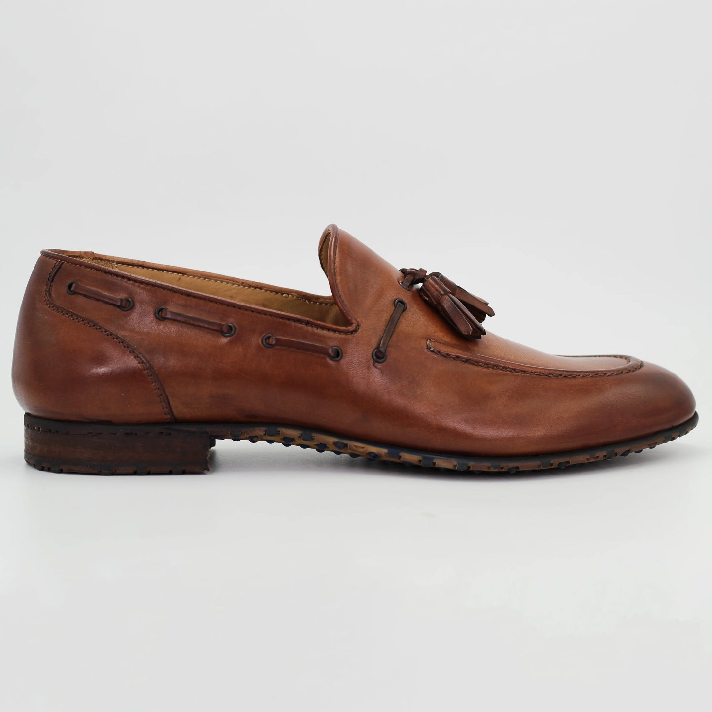 Shop Handmade Italian Leather tassel moccasin (BRU11246) or browse our range of hand-made Italian shoes in leather or suede in-store at Aliverti Cape Town, or shop online. We deliver in South Africa & offer multiple payment plans as well as accept multiple safe & secure payment methods.