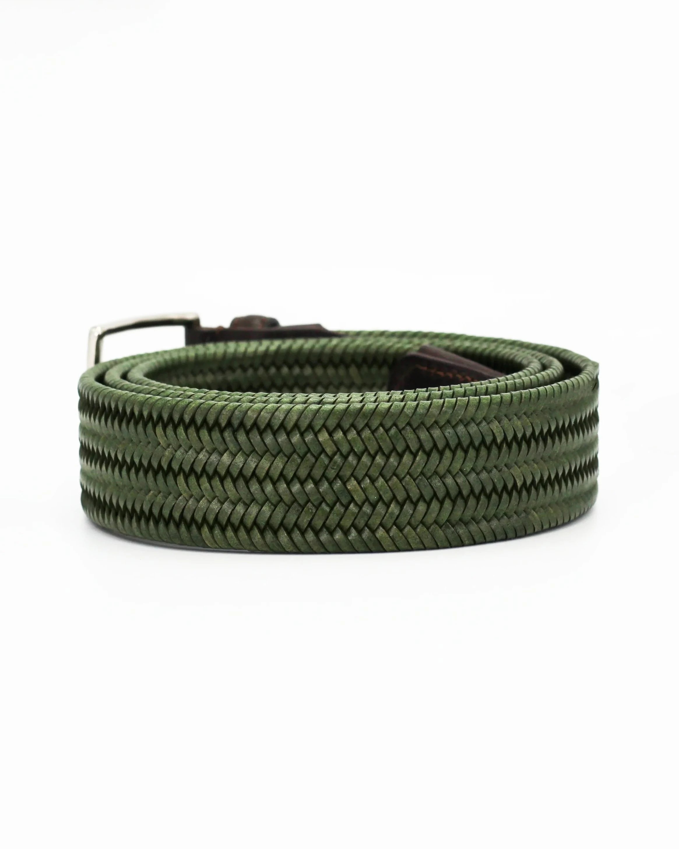 Shop our Italian-made Cuoieria Fiorentina woven Italian leather belt in verde (CIODGEL00G000) or browse our range of Italian belts for men & women in-store at Aliverti Cape Town, or shop online. 

We deliver in South Africa & offer multiple payment plans as well as accept multiple safe & secure payment methods.