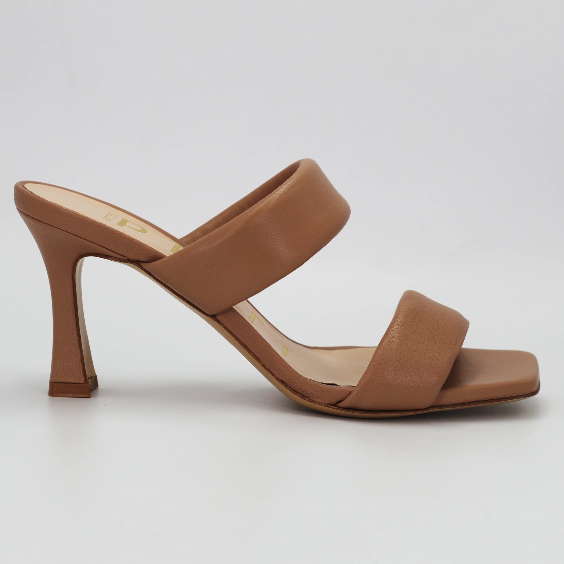 Shop Handmade Italian Leather Women's Two strap heel (MP4601) or browse our range of hand-made Italian shoes in leather or suede in-store at Aliverti Cape Town, or shop online. We deliver in South Africa & offer multiple payment plans as well as accept multiple safe & secure payment methods.