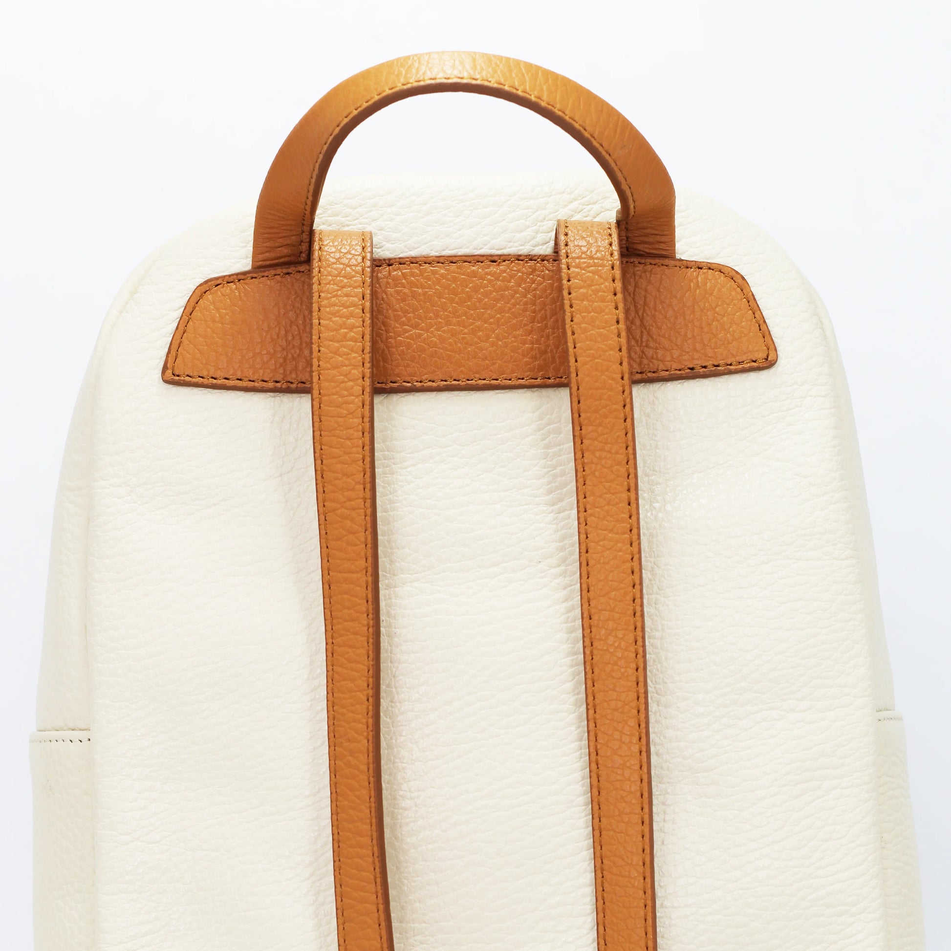 Shop Women's Italian-made Cuoieria Fiorentina Italian leather urban zip backpack in beige\flake (B000005359230) or browse our range of hand-made Italian handbags for women in-store at Aliverti Cape Town, or shop online. 

We deliver in South Africa & offer multiple payment plans as well as accept multiple safe & secure payment methods.