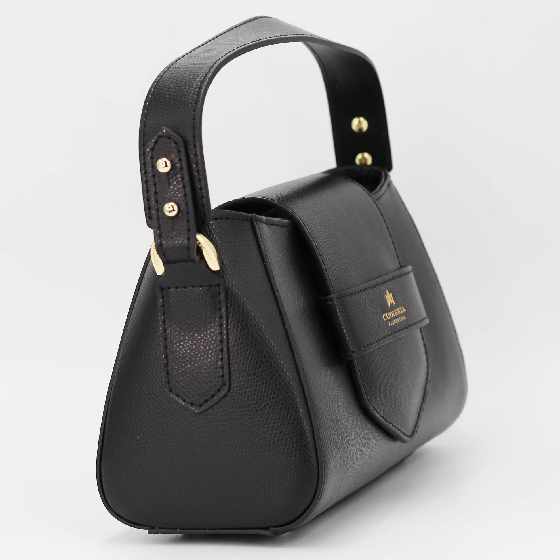 Shop Women's Italian-made Cuoieria Fiorentina Italian leather small hobo handbag in nero (B000005932420) or browse our range of hand-made Italian handbags for women in-store at Aliverti Cape Town, or shop online. 

We deliver in South Africa & offer multiple payment plans as well as accept multiple safe & secure payment methods.