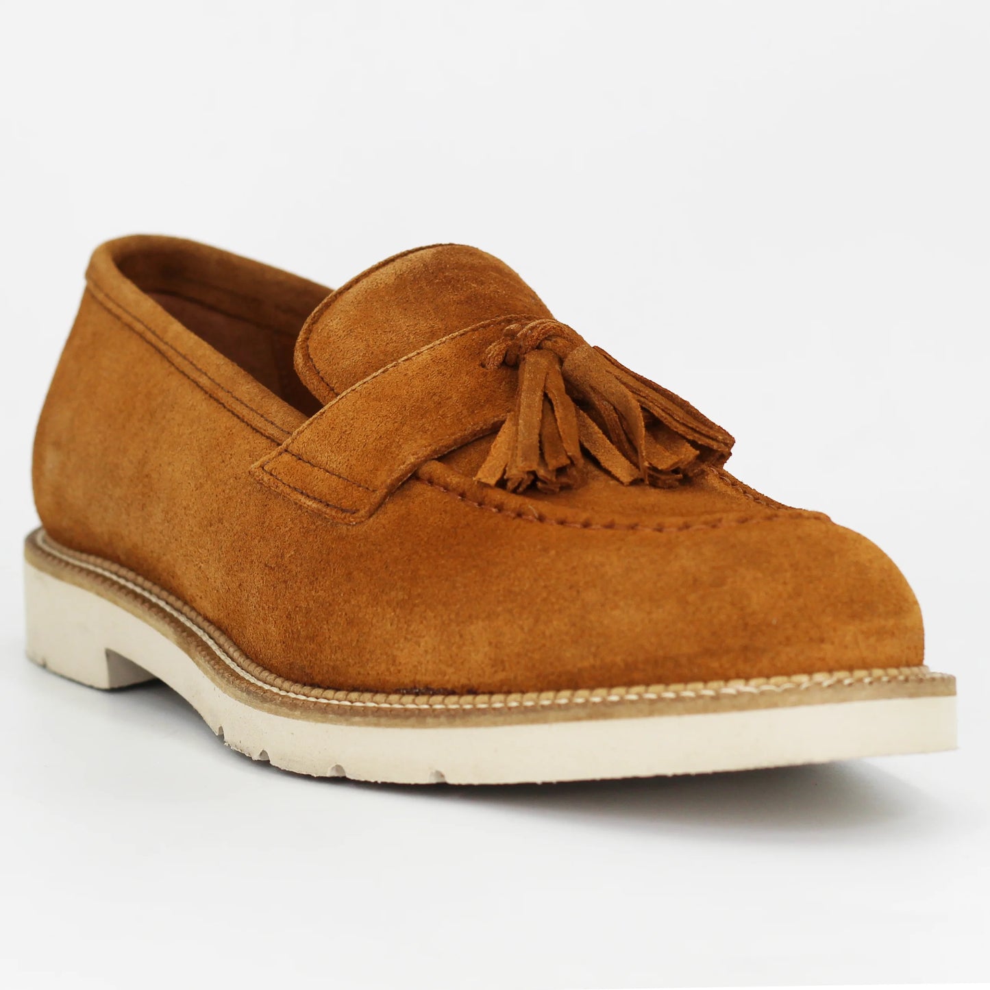 Shop men's moccasin in calf leather suede cuoio (GRU3606-4) or browse our range of men's Italian clothing and shoes in leather in-store at Aliverti Cape Town, or shop online. We deliver in South Africa & offer multiple payment plans as well as accept multiple safe & secure payment methods.