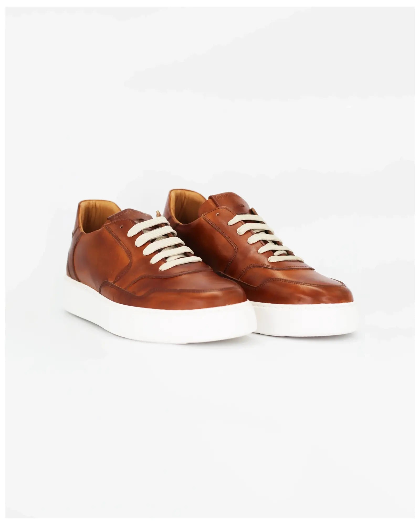 Shop men's sneaker in calf leather cuoio (GRUHEND-01) or browse our range of men's Italian clothing and shoes in leather in-store at Aliverti Cape Town, or shop online. We deliver in South Africa & offer multiple payment plans as well as accept multiple safe & secure payment methods.