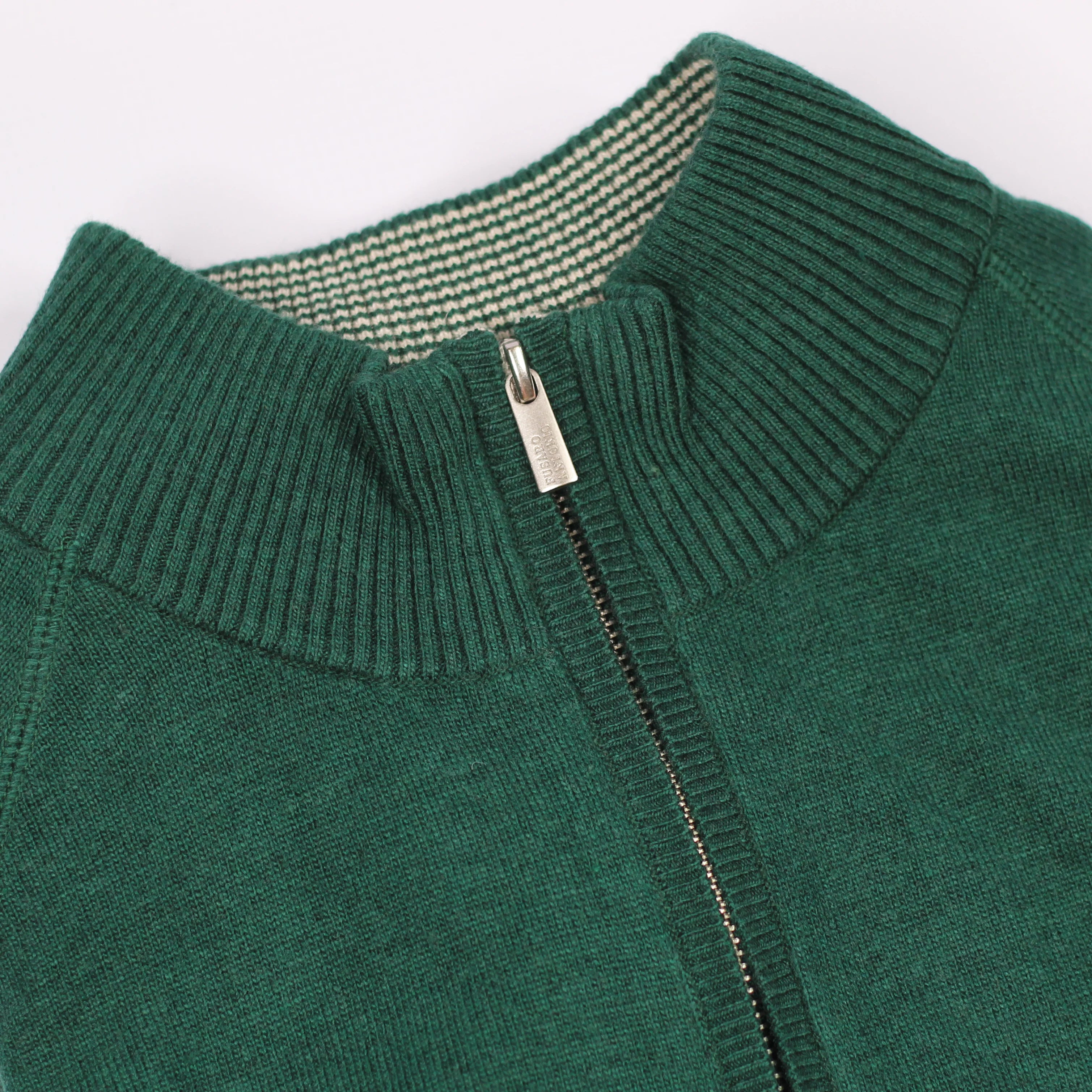 Shop Fusaro Antonio men's wool, cashmere zip up cardigan in verde (MA25002-008-05) or browse our range of men's Italian clothing and shoes in leather in-store at Aliverti Cape Town, or shop online. We deliver in South Africa & offer multiple payment plans as well as accept multiple safe & secure payment methods.
