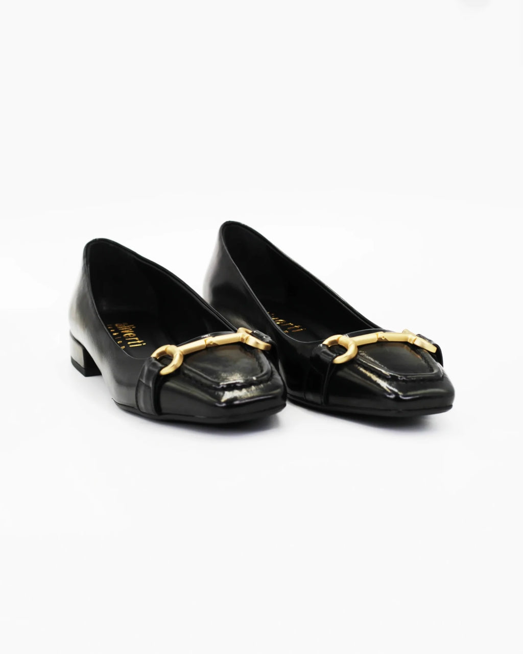 Shop Women's pump with buckle in calf leather nero (DARIA54) or browse our range of men's Italian clothing and shoes in leather in-store at Aliverti Cape Town, or shop online. We deliver in South Africa & offer multiple payment plans as well as accept multiple safe & secure payment methods.