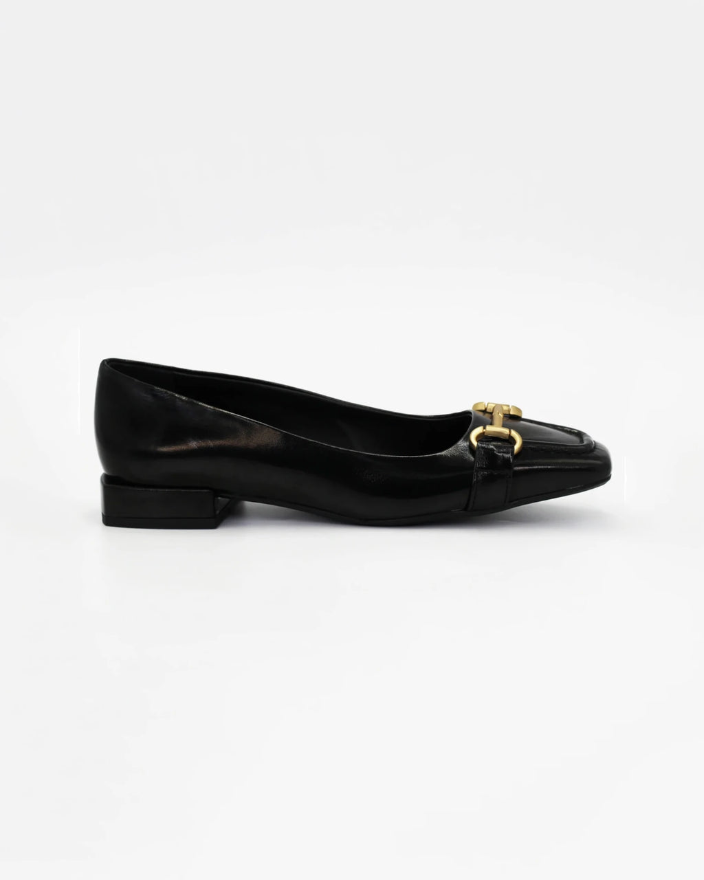 Shop Women's pump with buckle in calf leather nero (DARIA54) or browse our range of men's Italian clothing and shoes in leather in-store at Aliverti Cape Town, or shop online. We deliver in South Africa & offer multiple payment plans as well as accept multiple safe & secure payment methods.