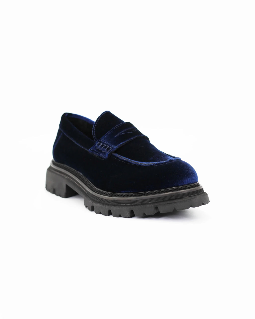 Shop Women's loafer in velvet blue (JP35773/28) or browse our range of men's Italian clothing and shoes in leather in-store at Aliverti Cape Town, or shop online. We deliver in South Africa & offer multiple payment plans as well as accept multiple safe & secure payment methods.