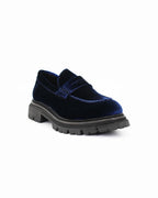 Shop Women's loafer in velvet blue (JP35773/28) or browse our range of men's Italian clothing and shoes in leather in-store at Aliverti Cape Town, or shop online. We deliver in South Africa & offer multiple payment plans as well as accept multiple safe & secure payment methods.