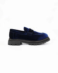 Shop Women's loafer in velvet blue (JP35773/28) or browse our range of men's Italian clothing and shoes in leather in-store at Aliverti Cape Town, or shop online. We deliver in South Africa & offer multiple payment plans as well as accept multiple safe & secure payment methods.