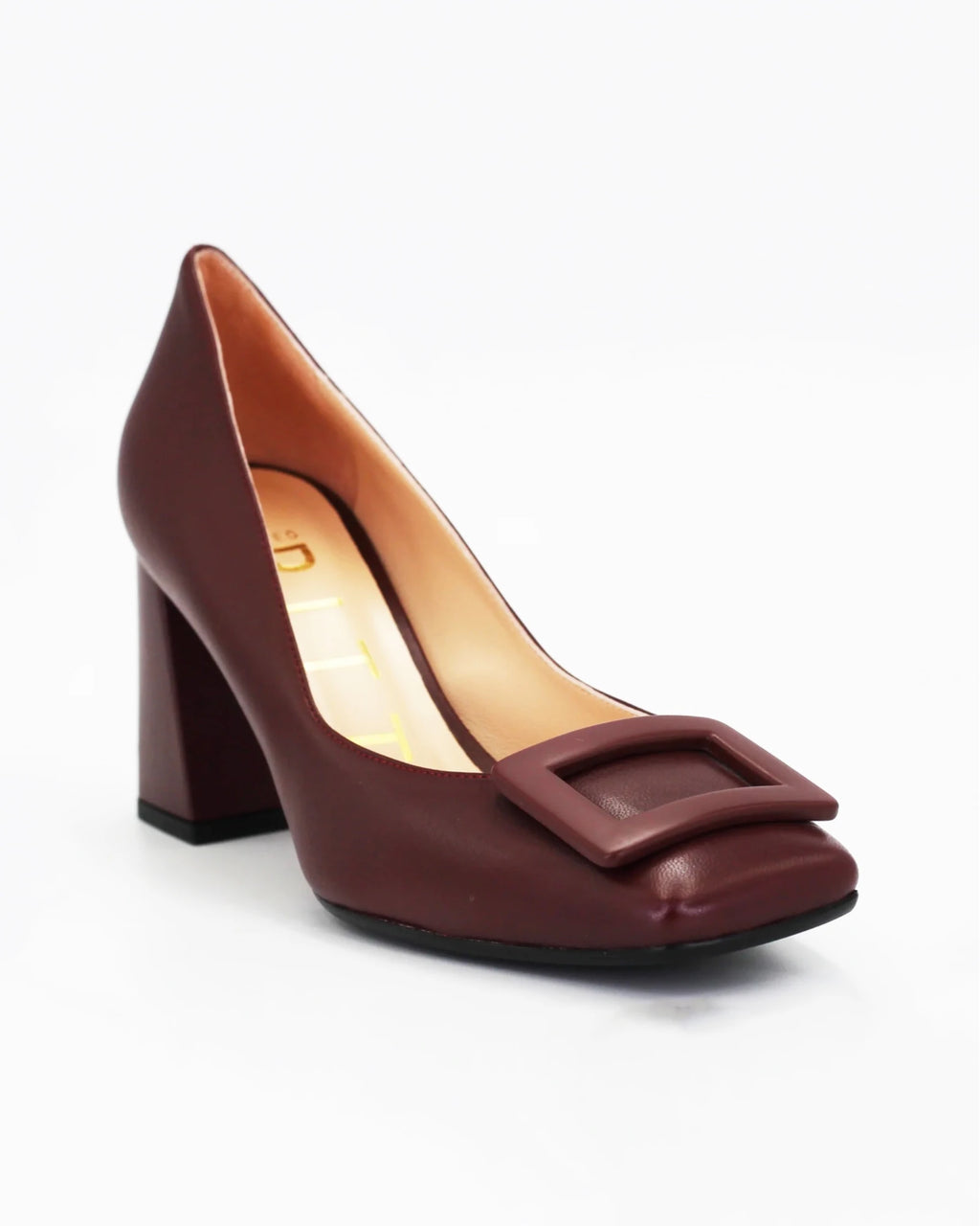 Shop Women's block heel in calf leather bordo (MP1710) or browse our range of men's Italian clothing and shoes in leather in-store at Aliverti Cape Town, or shop online. We deliver in South Africa & offer multiple payment plans as well as accept multiple safe & secure payment methods.