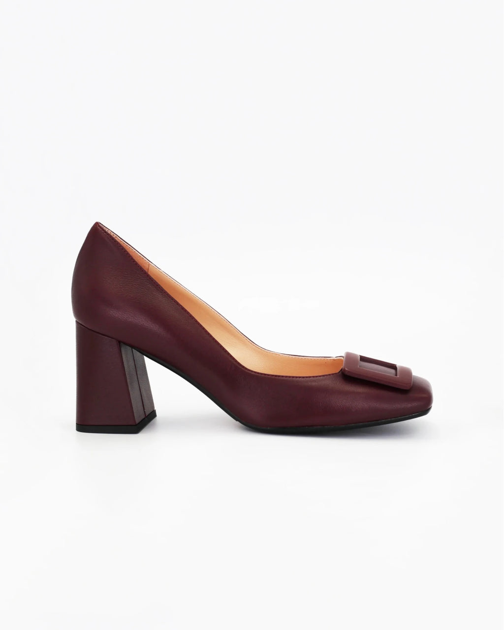Shop Women's block heel in calf leather bordo (MP1710) or browse our range of men's Italian clothing and shoes in leather in-store at Aliverti Cape Town, or shop online. We deliver in South Africa & offer multiple payment plans as well as accept multiple safe & secure payment methods.