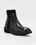 Shop Women's ankle boot in calf leather nero (CDM82) or browse our range of men's Italian clothing and shoes in leather in-store at Aliverti Cape Town, or shop online. We deliver in South Africa & offer multiple payment plans as well as accept multiple safe & secure payment methods.