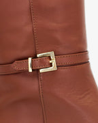 Shop Women's heeled equestrian boot in calf leather Mogano (JENNY4) or browse our range of men's Italian clothing and shoes in leather in-store at Aliverti Cape Town, or shop online. We deliver in South Africa & offer multiple payment plans as well as accept multiple safe & secure payment methods.