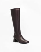 Shop Women's square toe long boot in calf leather bordeaux (ELIDE 1) or browse our range of men's Italian clothing and shoes in leather in-store at Aliverti Cape Town, or shop online. We deliver in South Africa & offer multiple payment plans as well as accept multiple safe & secure payment methods.