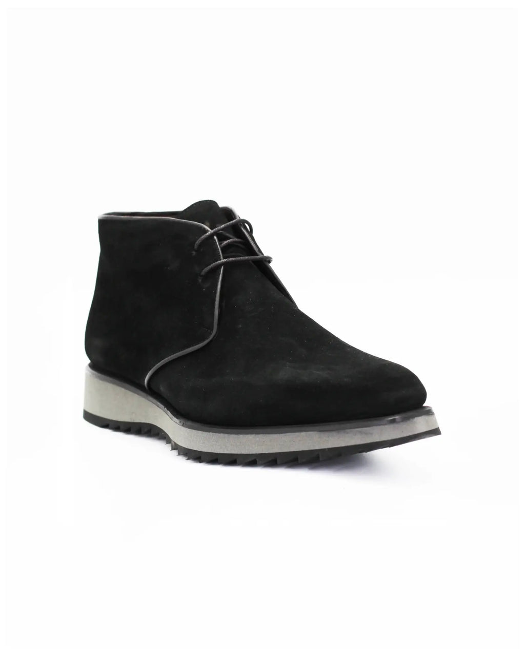 Shop Men's square toe chukka boot in calf leather suede nero (D471)  or browse our range of men's Italian clothing and shoes in leather in-store at Aliverti Cape Town, or shop online. We deliver in South Africa & offer multiple payment plans as well as accept multiple safe & secure payment methods.