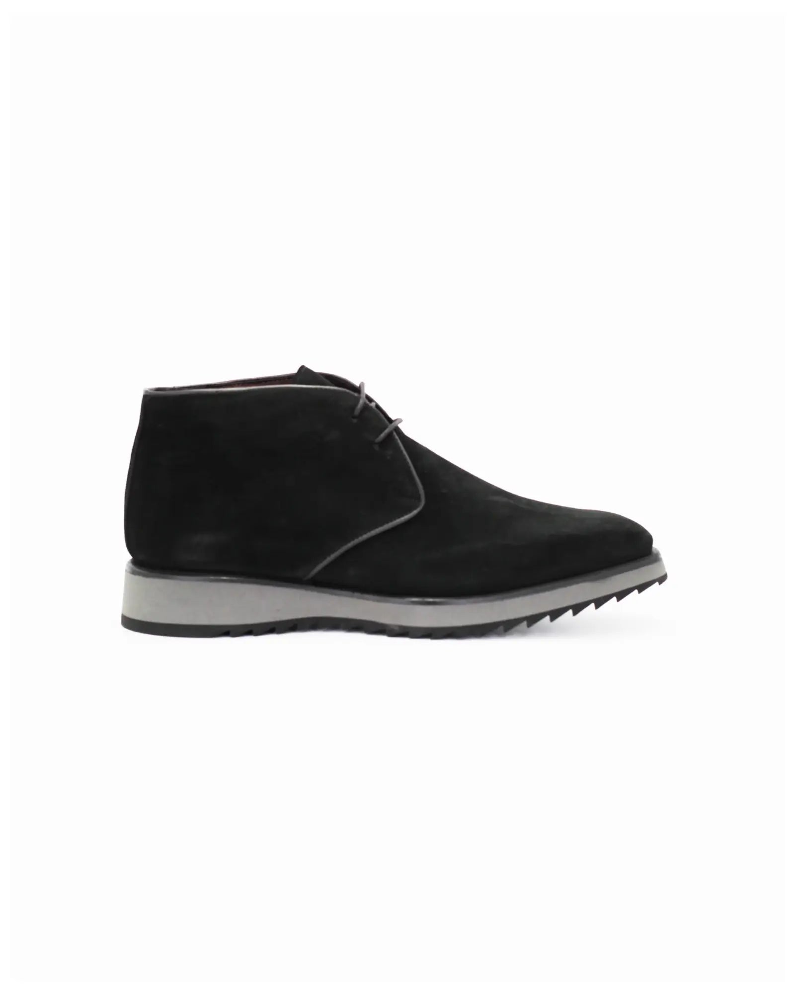 Shop Men's square toe chukka boot in calf leather suede nero (D471)  or browse our range of men's Italian clothing and shoes in leather in-store at Aliverti Cape Town, or shop online. We deliver in South Africa & offer multiple payment plans as well as accept multiple safe & secure payment methods.