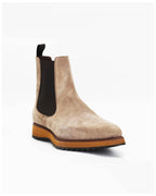 Shop Men's square toe chelsea boot in calf leather suede tortota (D470) or browse our range of men's Italian clothing and shoes in leather in-store at Aliverti Cape Town, or shop online. We deliver in South Africa & offer multiple payment plans as well as accept multiple safe & secure payment methods.